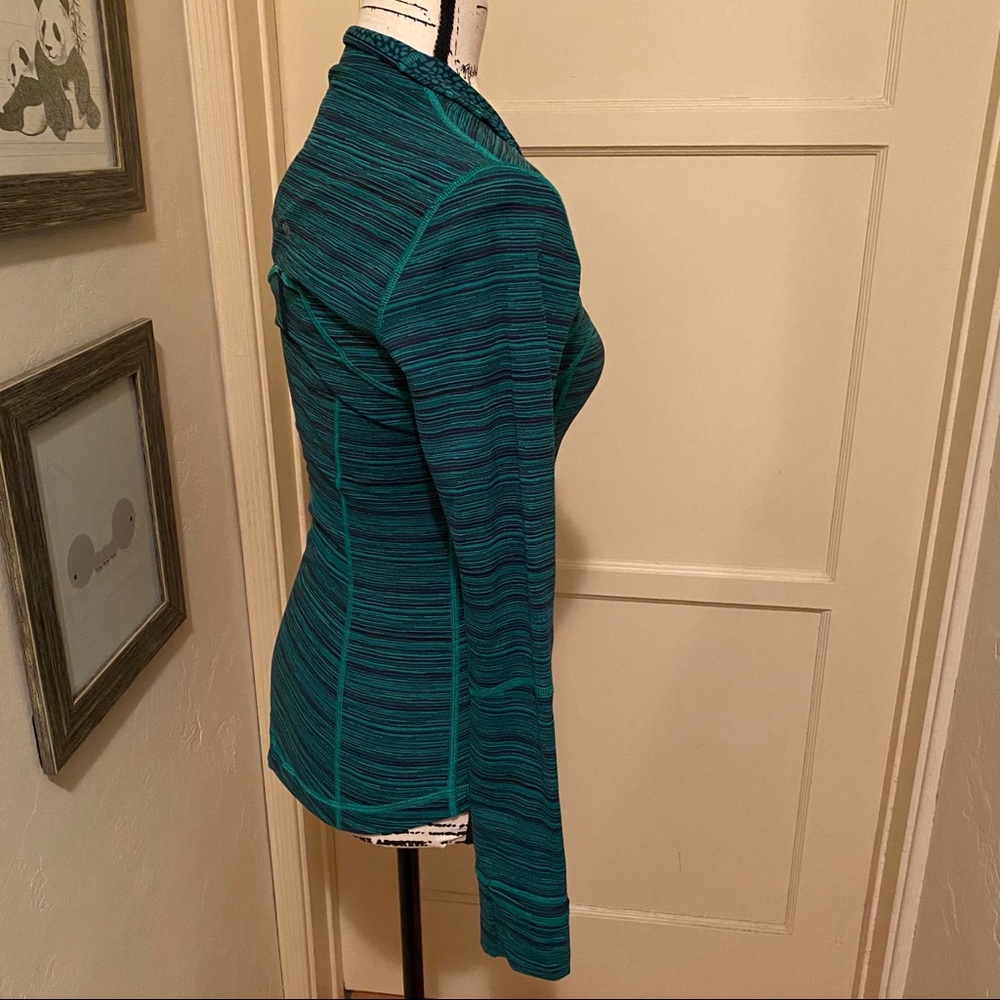 ๐2XHP๐ Like New Lululemon Define Jacket - Picture 3 of 8